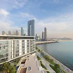 Upgraded 2Br Plus Maid\'S Room With Sea View - Livbnb Bluewaters Suites