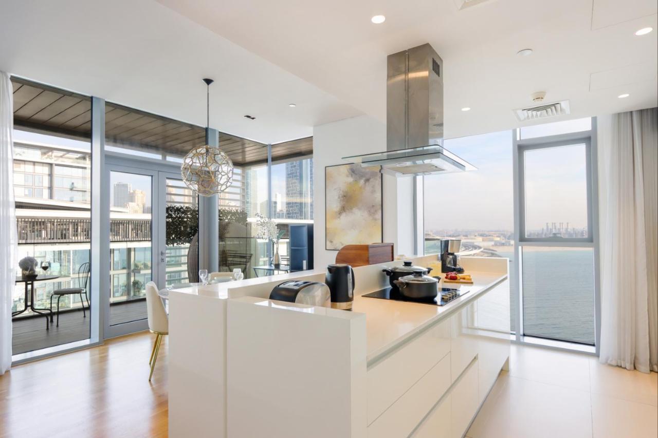 Apartment Upgraded 2br Maid's With Sea View - Livbnb Bluewaters