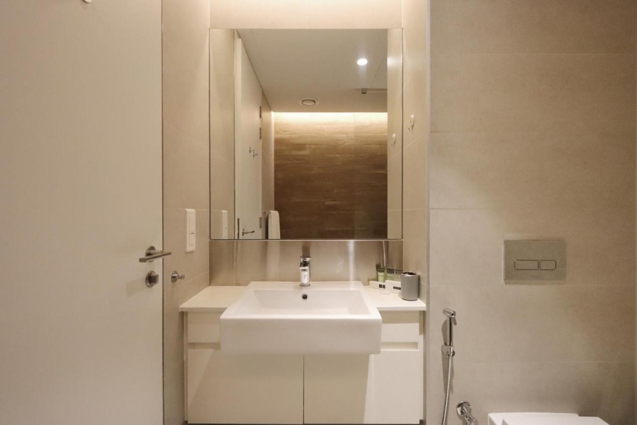 Upgraded 2br Maid's With Sea View - Livbnb Bluewaters Apartment